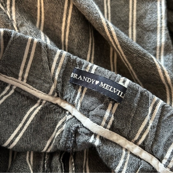 ❤️ Brandy Melville Tapered Trousers - Picture 5 of 10